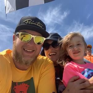 Meet your Posher, Crystal